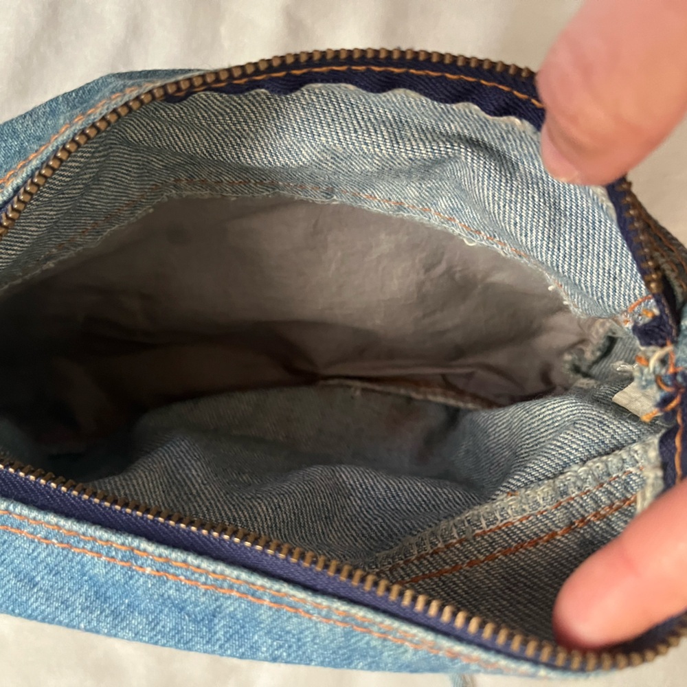 Y2K Shane Denim Crossbody Bag with Strap - Picture 4 of 5